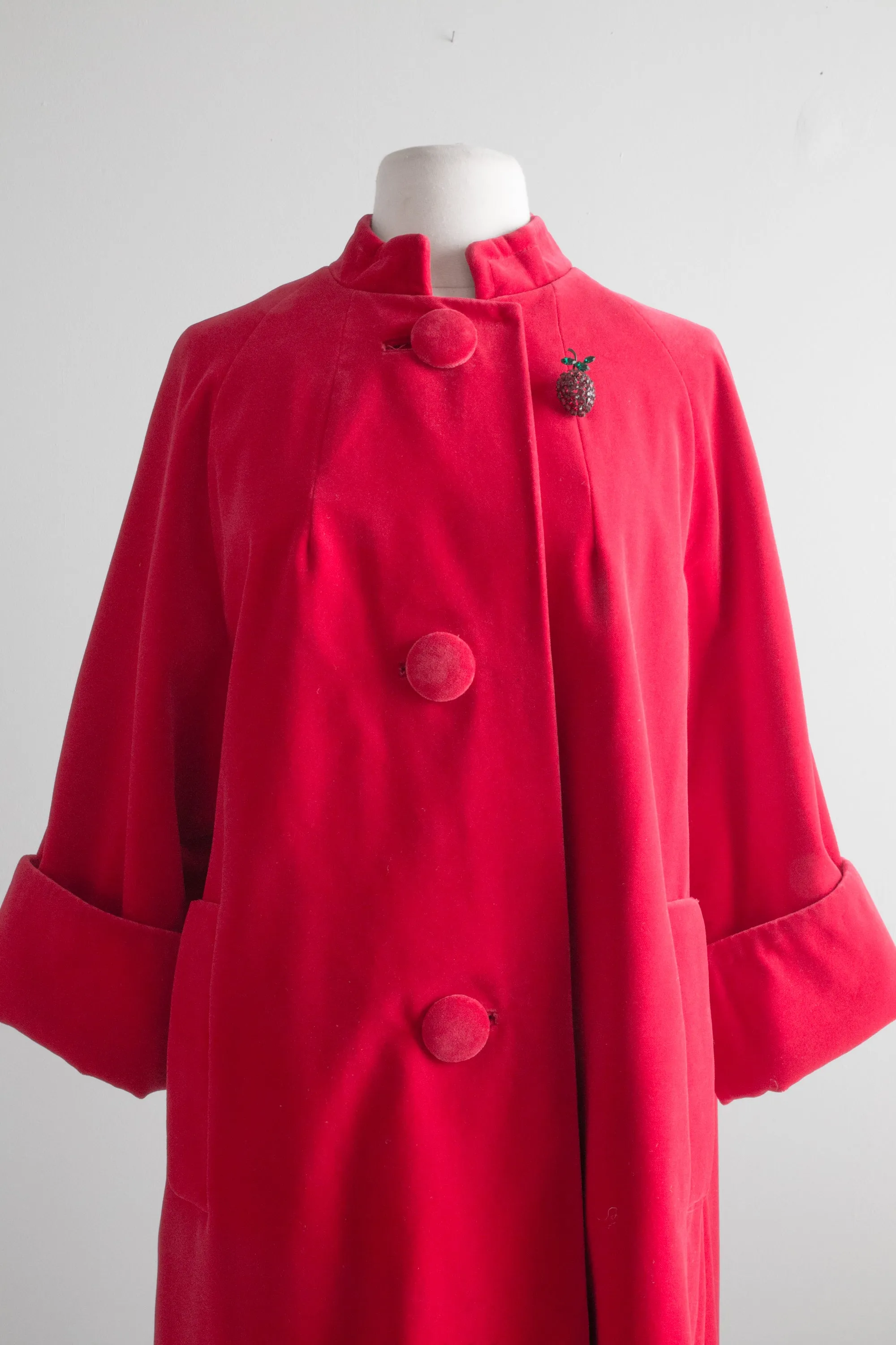 1950's Shocking Pink Red Velvet Swing Coat / ML