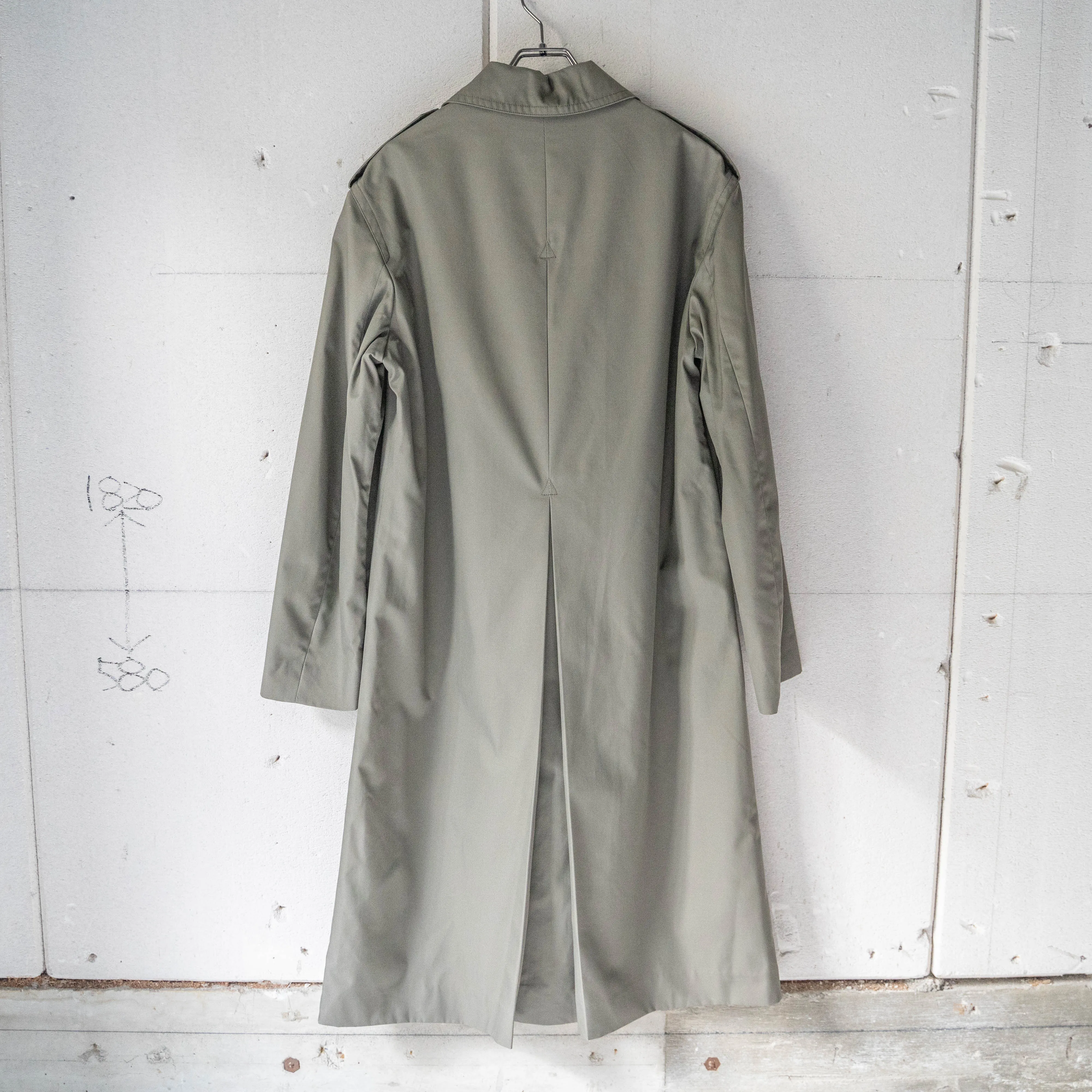 2000s Spanish military khaki color balmacaan coat 'dead stock'