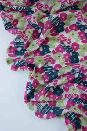 2YD 17IN REMNANT; Small Floral Spun Poly Jersey