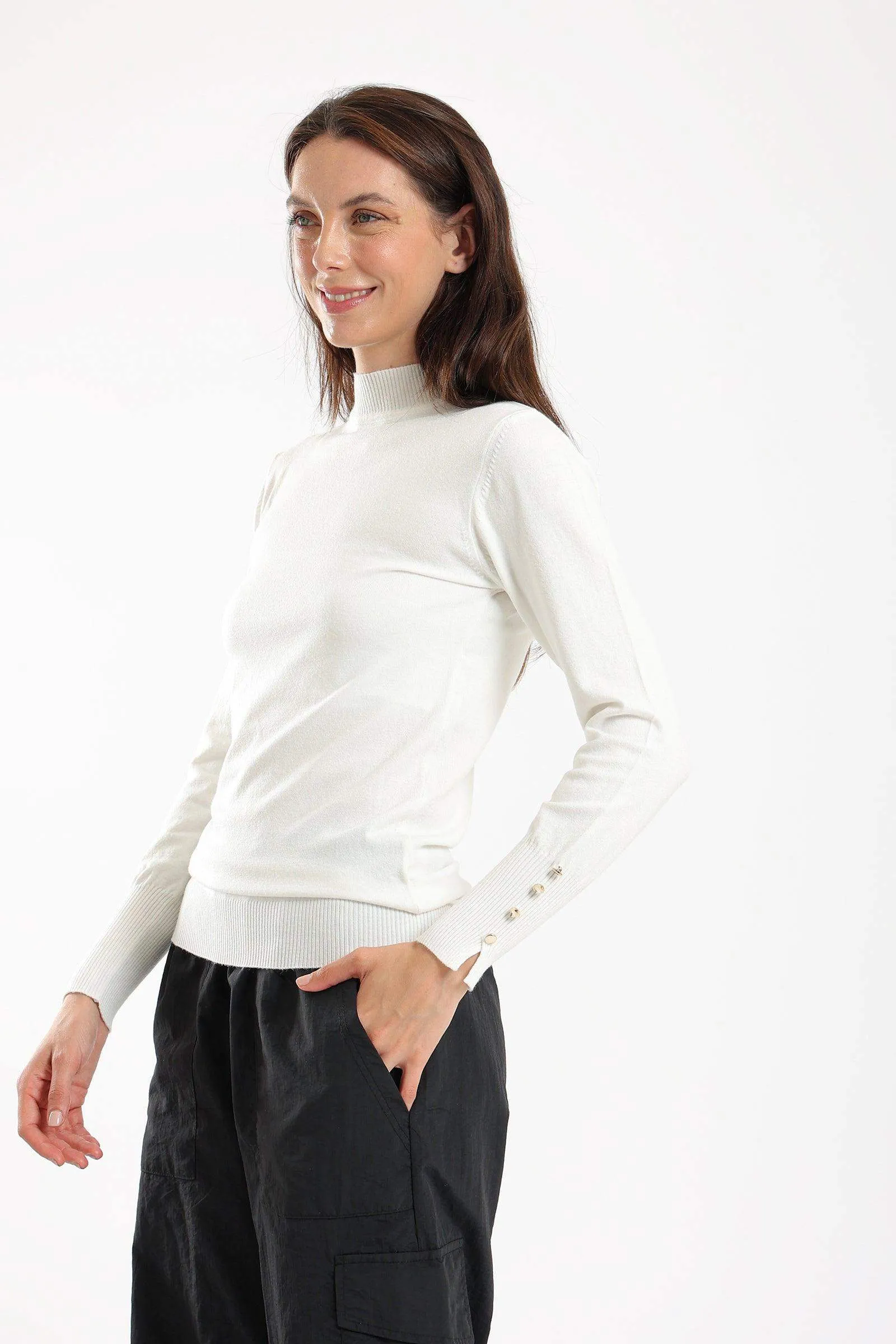 4 Buttoned Sleeves Pullover