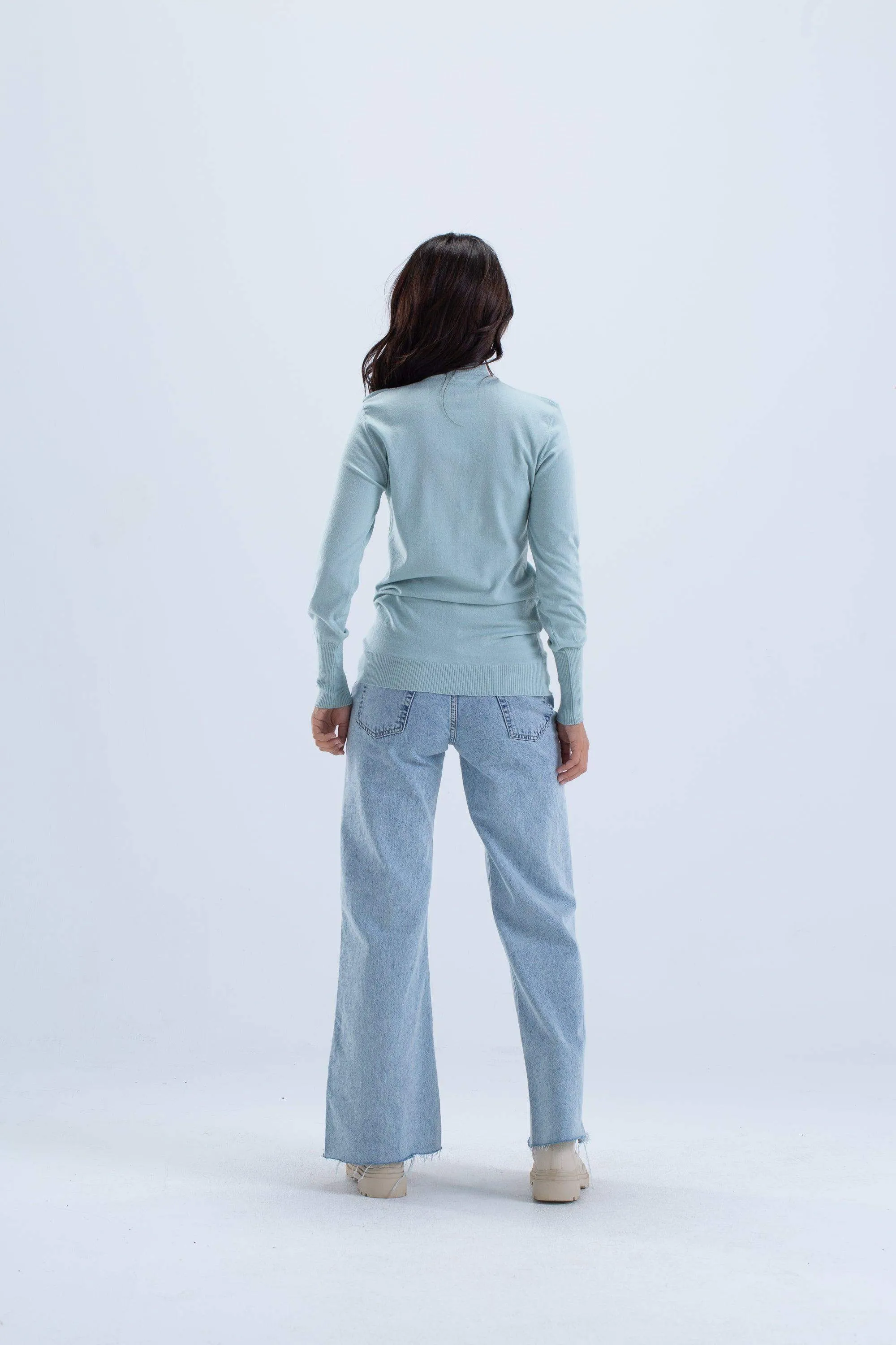 4 Buttoned Sleeves Pullover