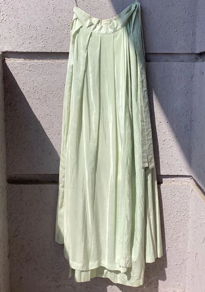 Asymmetric Pleat Skirt Pant