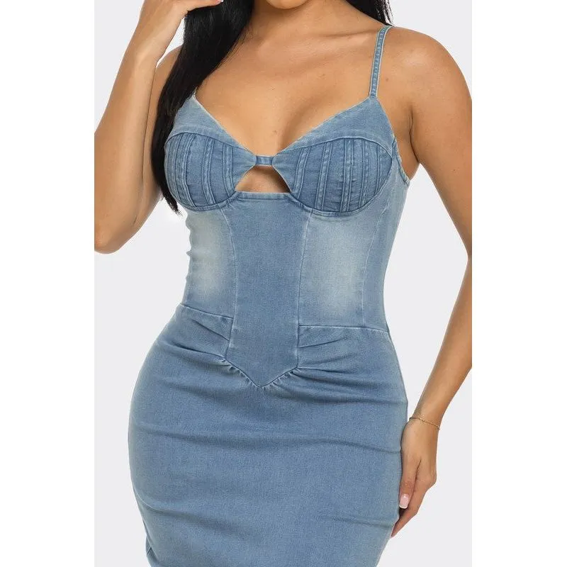 CASUAL LIGHT WASHED DENIM MIDI DRESS