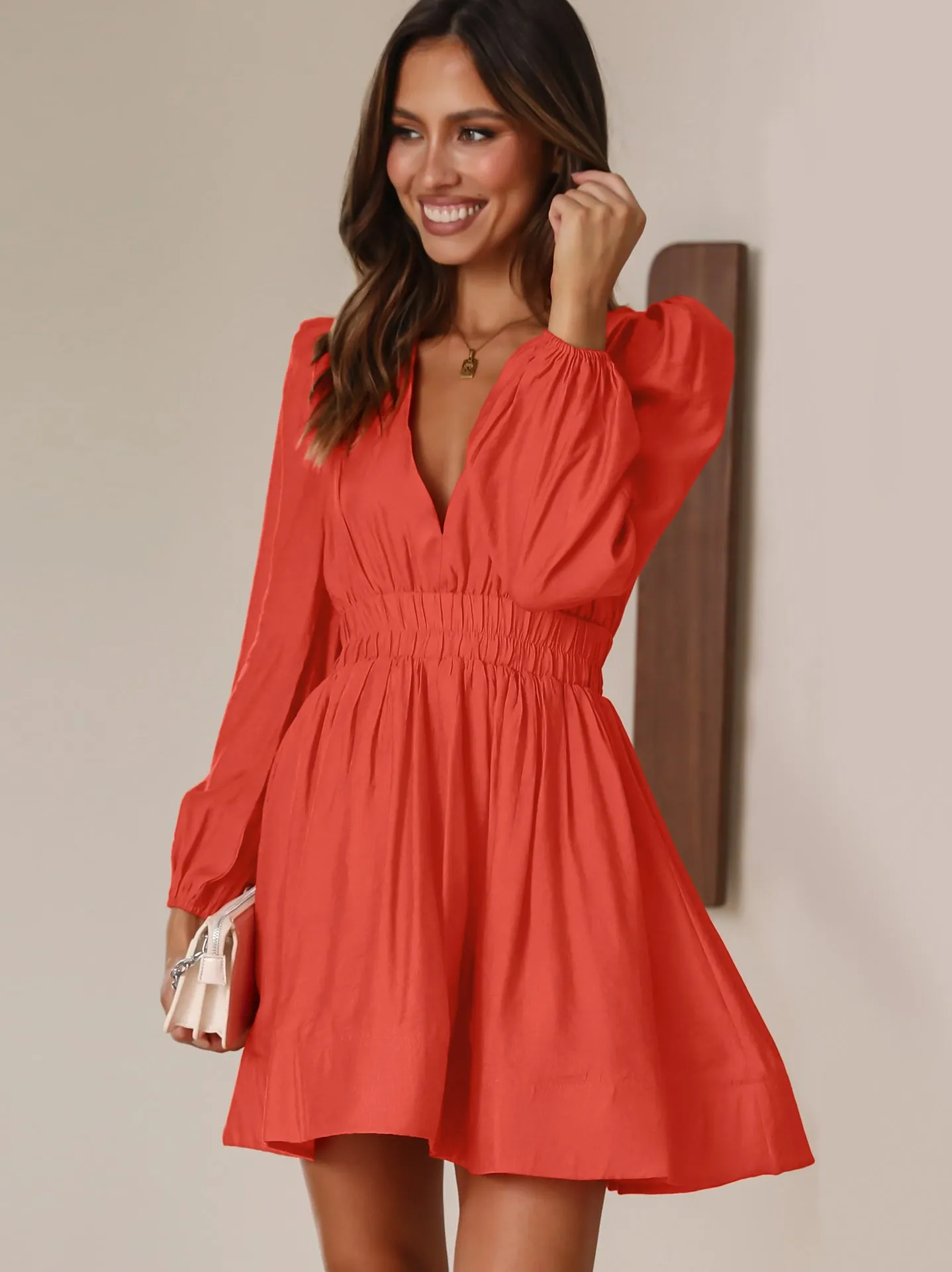 Fashion V-neck Dress Women's Elastic Waist Pleated Ruffled French Skirt
