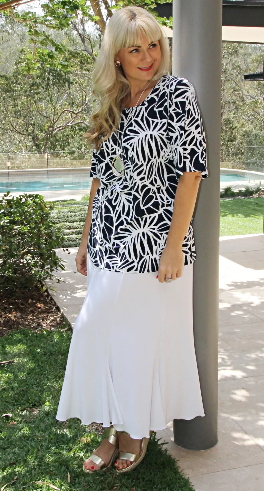 Fit & Flare Eight Gore Skirt White