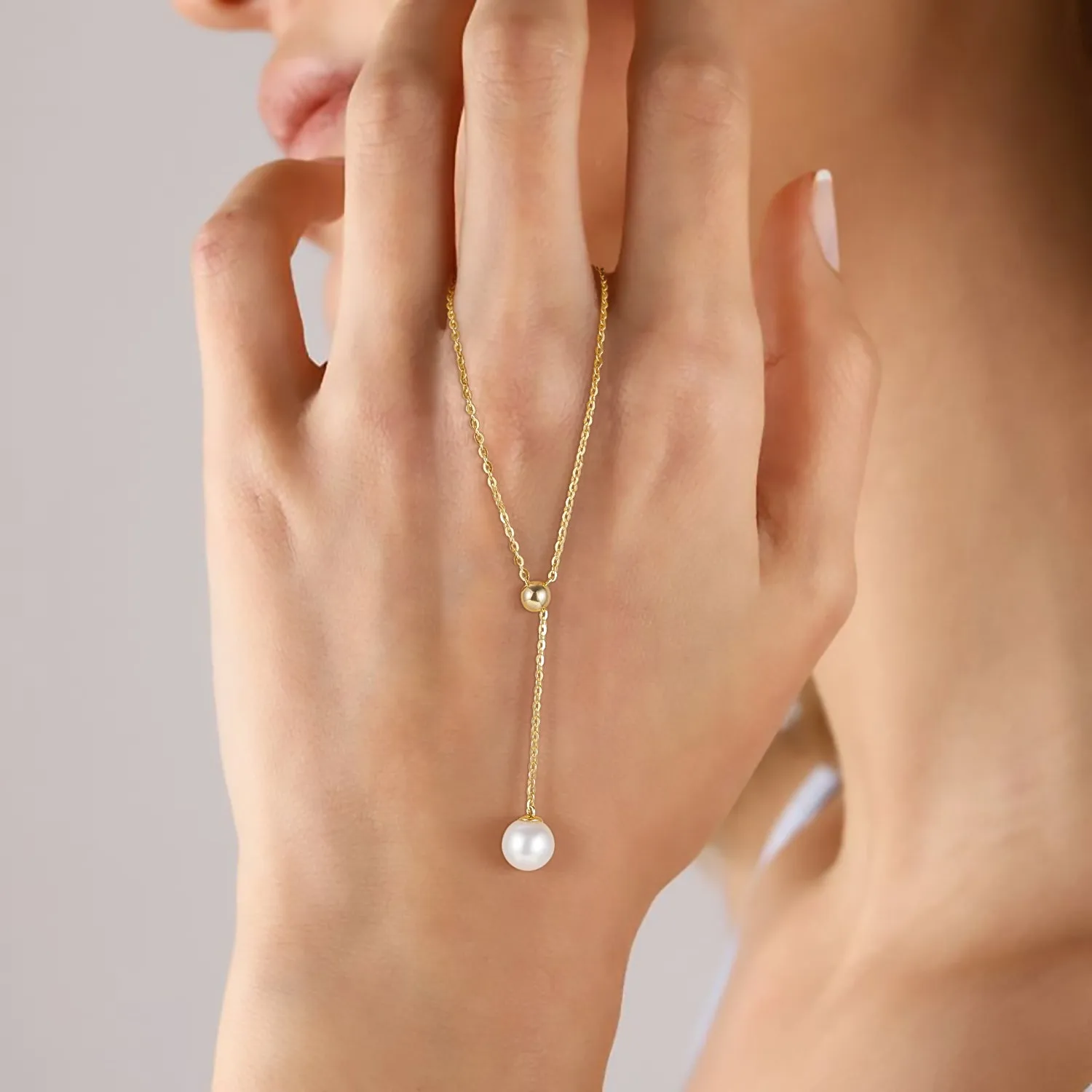 Gold Bead Pendant Pearl Necklace