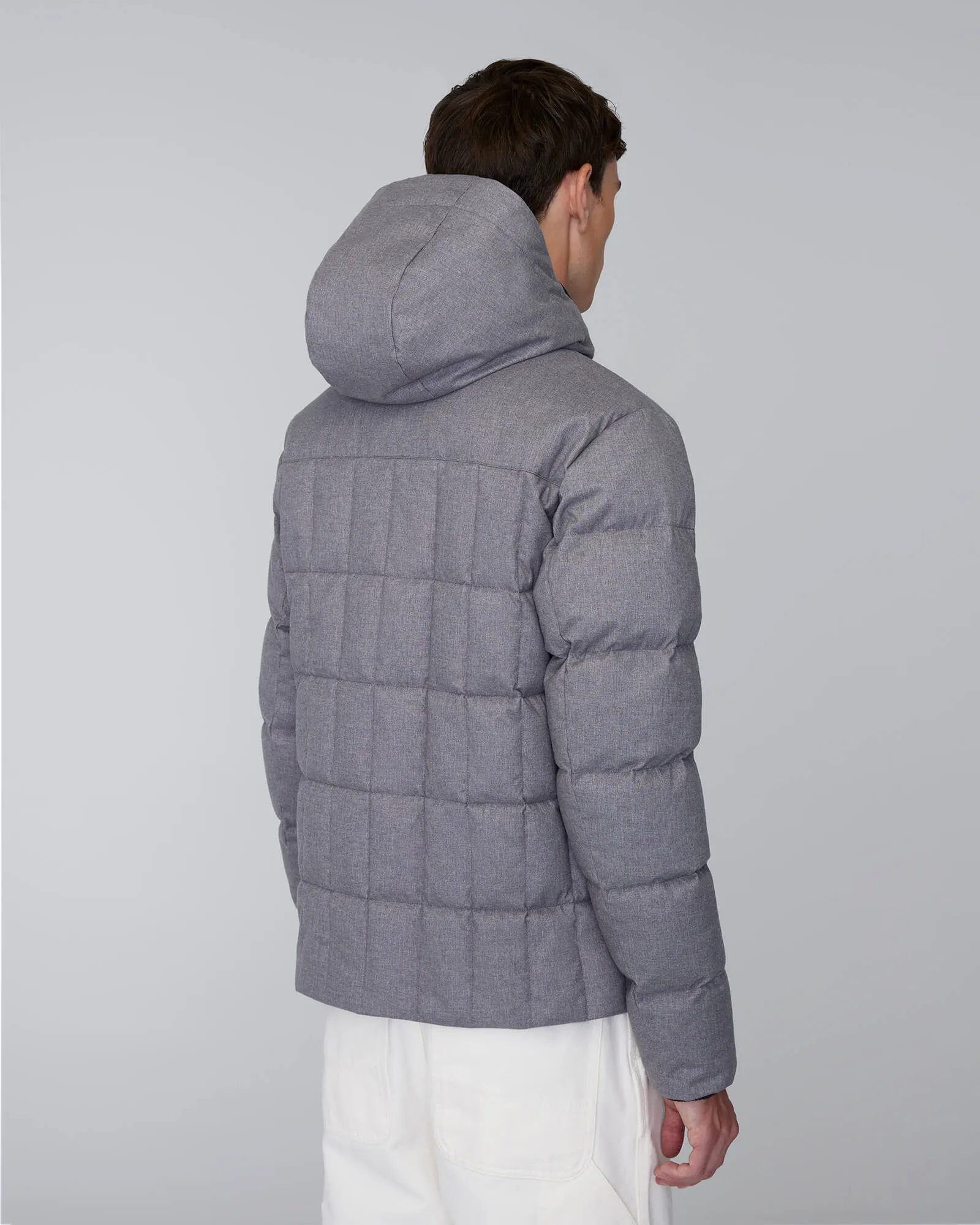 LEO | Lightweight Hooded Down Jacket